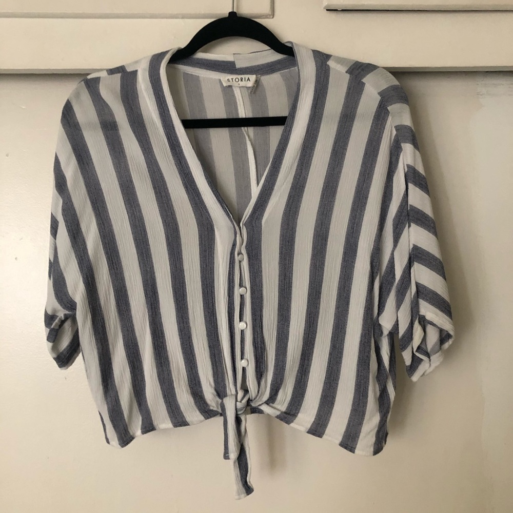 Short sleeve loose top